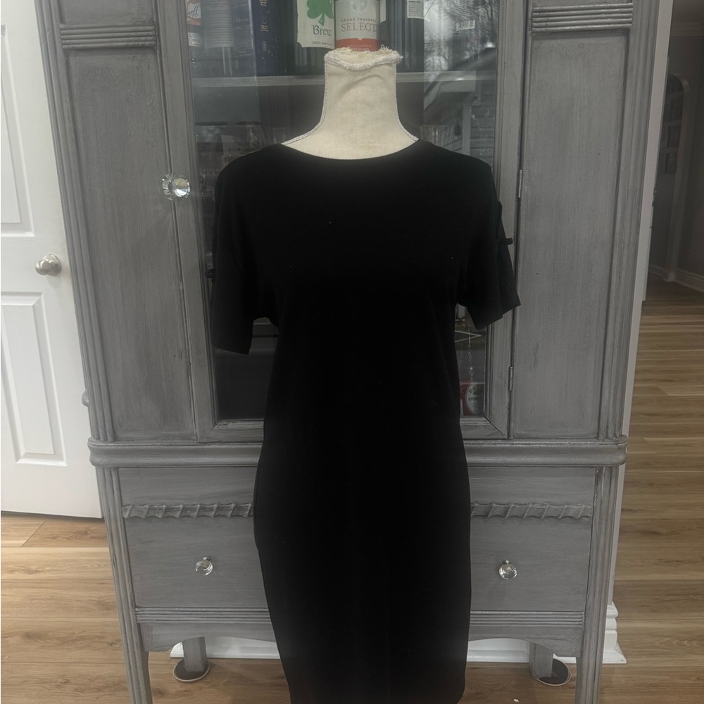 Elegant Black Dress